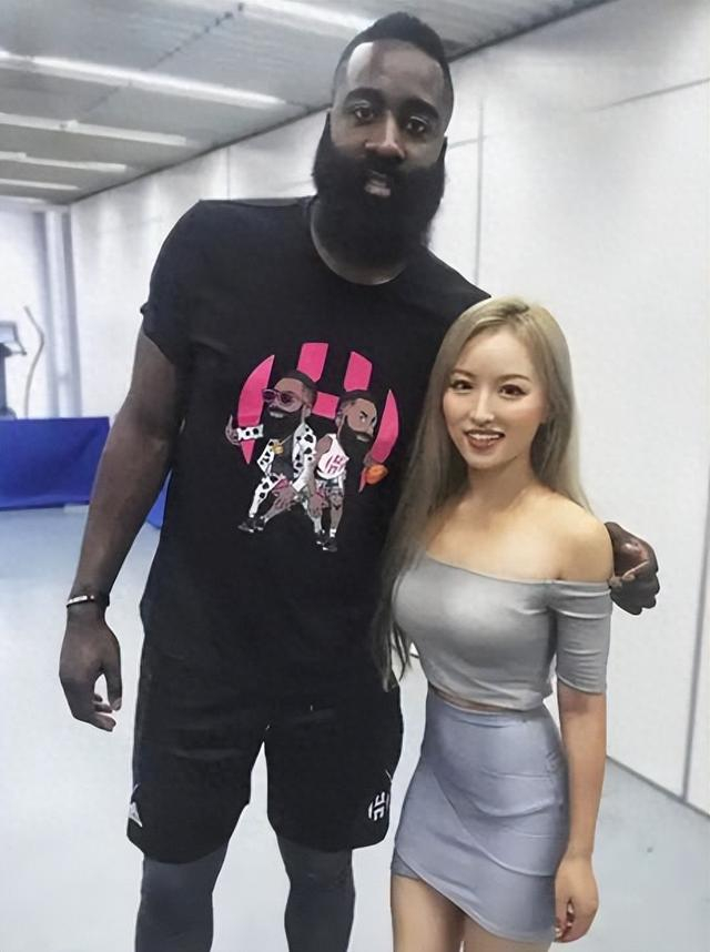 就在今天，韦德用16年创造的季后赛纪录，被哈登打破了|德维恩·韦德|詹姆斯·哈登|科比-布莱恩特|得分后卫|nba_新浪体育_新浪新闻